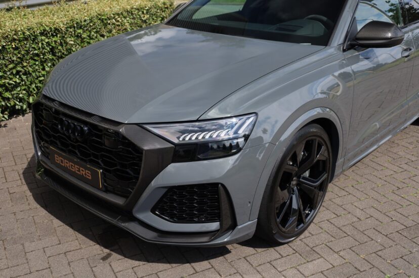 Audi RSQ8