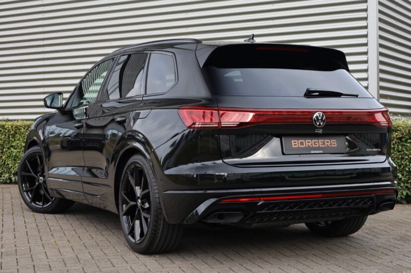 Volkswagen Touareg R