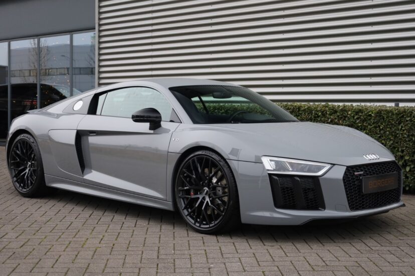 Audi R8